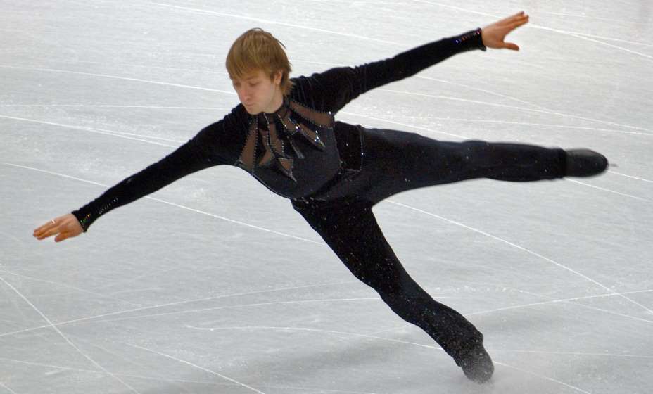 Евгений Плющенко стал олимпийским чемпионом в Турине-2006. Фото: ТАСС