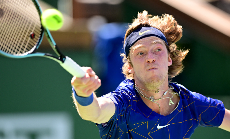 Андрей Рублев шагнул в полуфинал теннисного турнира в Индиан-Уэллсе. Фото: Reuters