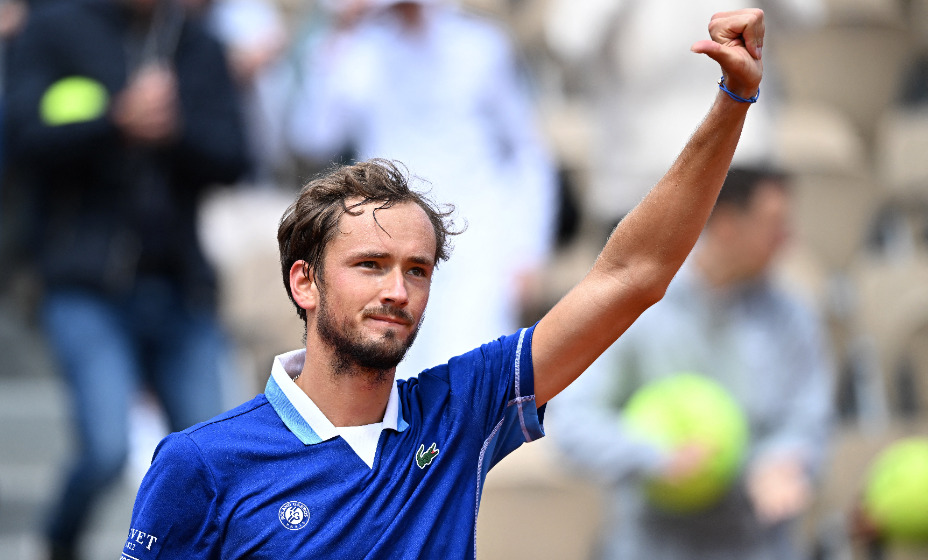 Даниил Медведев поспорит за выход в финал с Циципасом. Фото: Reuters