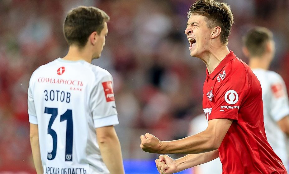 Павел Мелешин забил гол в первом же мачте за основу 