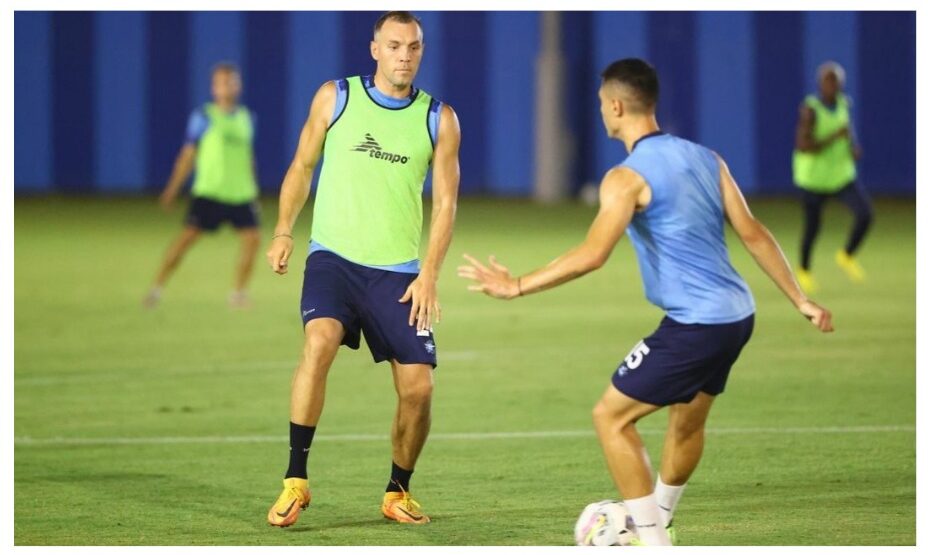 Артем Дзюба