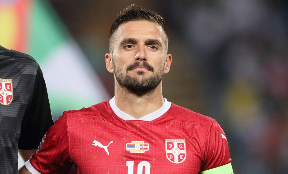Капитан сборной Сербии по футболу Душан Тадич.
Фото: Global Look Press