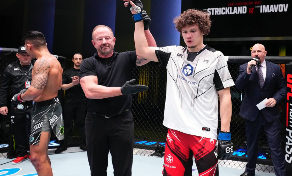 Роман Копылов добыл четвертую победу в UFC подряд. Фото: UFC Russia