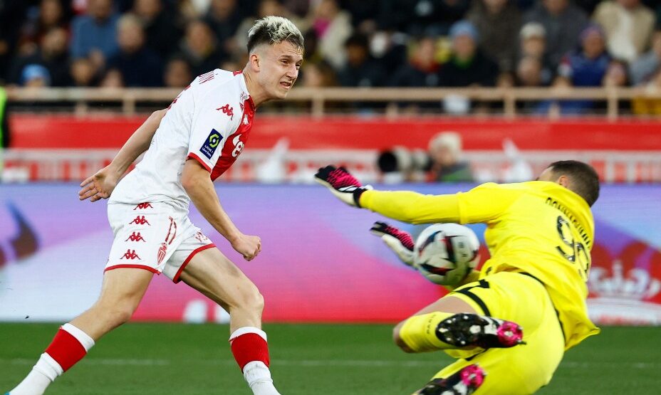 Александр Головин