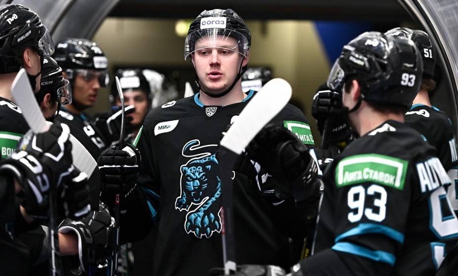 Иванюженкова отправили на допрос. Фото: ХК «Сочи»