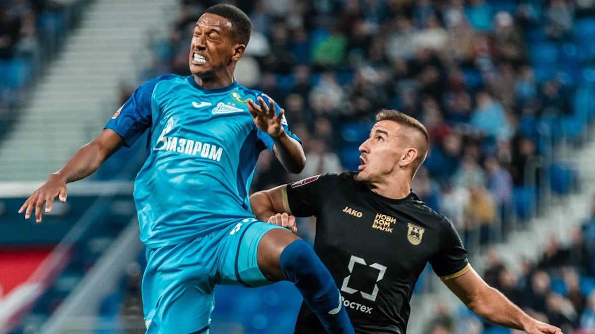 Балтийский клуб играл в матче в гетрах 