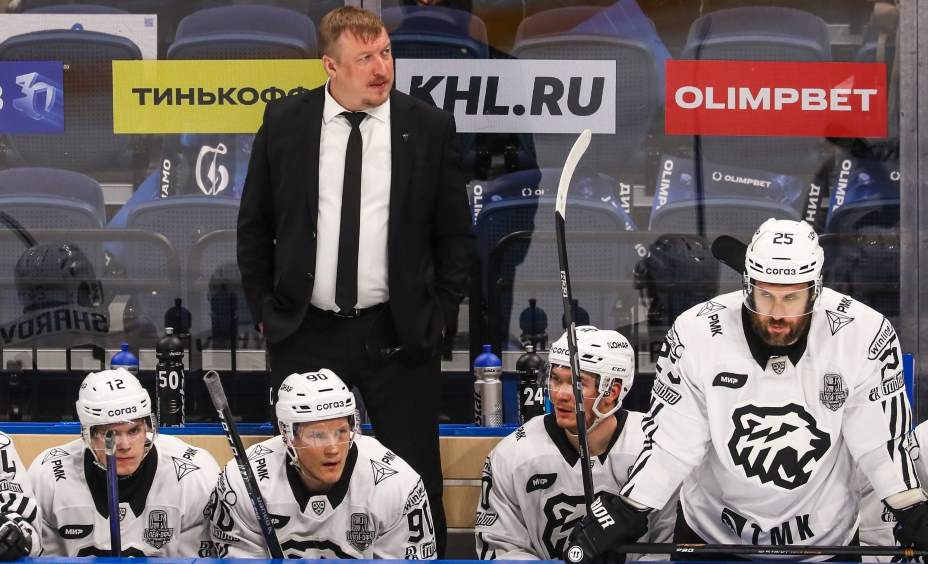 Заварухин после 0-3 от «Локомотива»: Ничего не потеряно. Фото: ХК «Трактор»