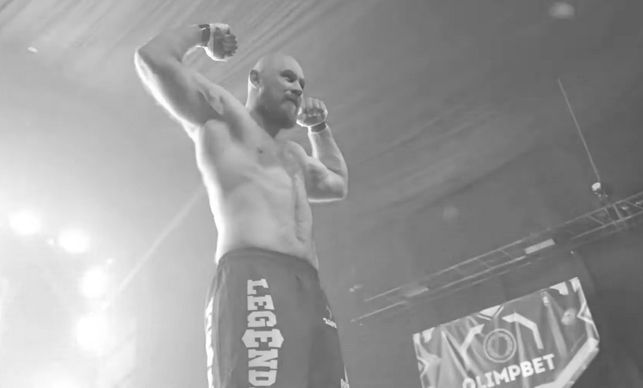 Умер чемпион Гран-при Hardcore в супертяжелом весе Александр Коломыцев. Фото: соцсети Александра Коломыцева