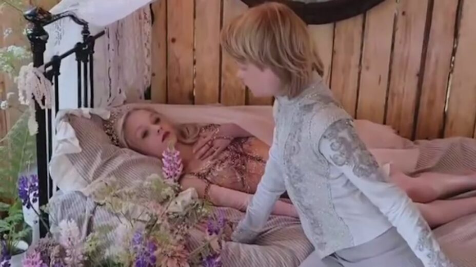 Закулисье шоу «Спящая красавица». Фото: Telegram-канал Евгения Плющенко
