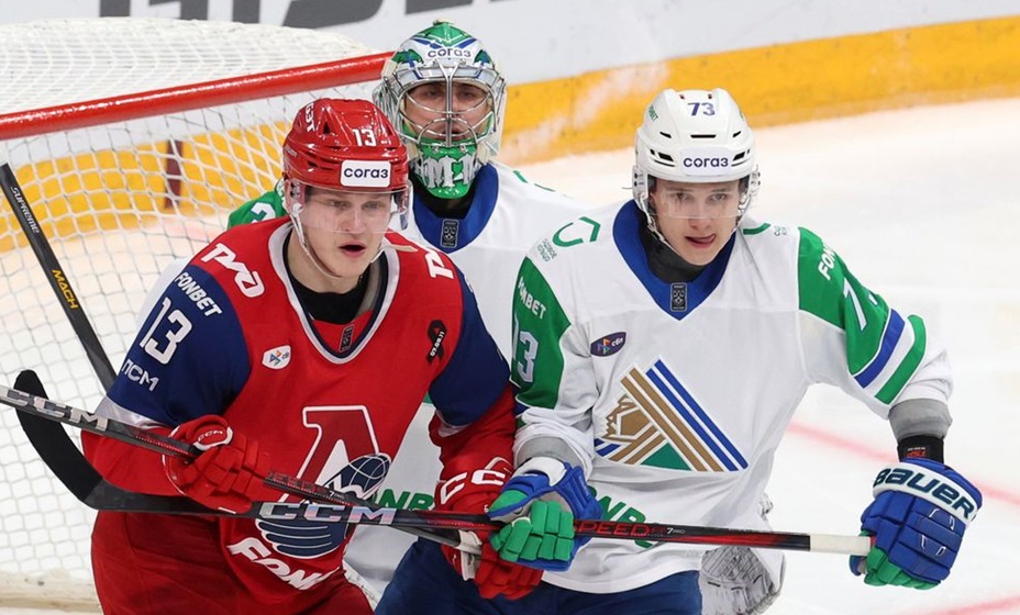 «Локомотив» провел чемпионский парад. Фото: ХК «Салават Юлаев»