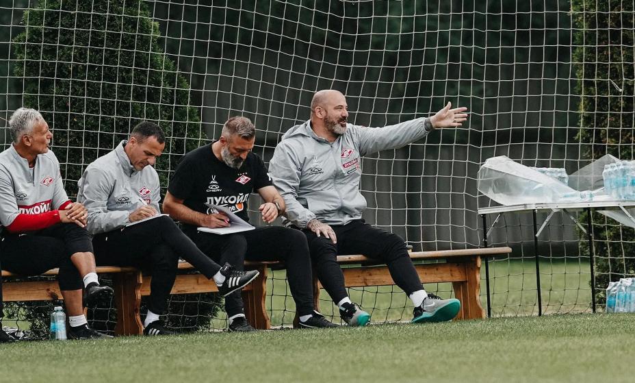 Деян Станкович уже близок к отставке из красно-белого клуба. Фото: ФК