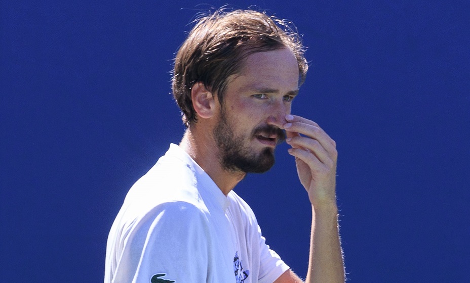 Даниил Медведев покинул Открытый чемпионат Австралии. Фото: Global Look Press