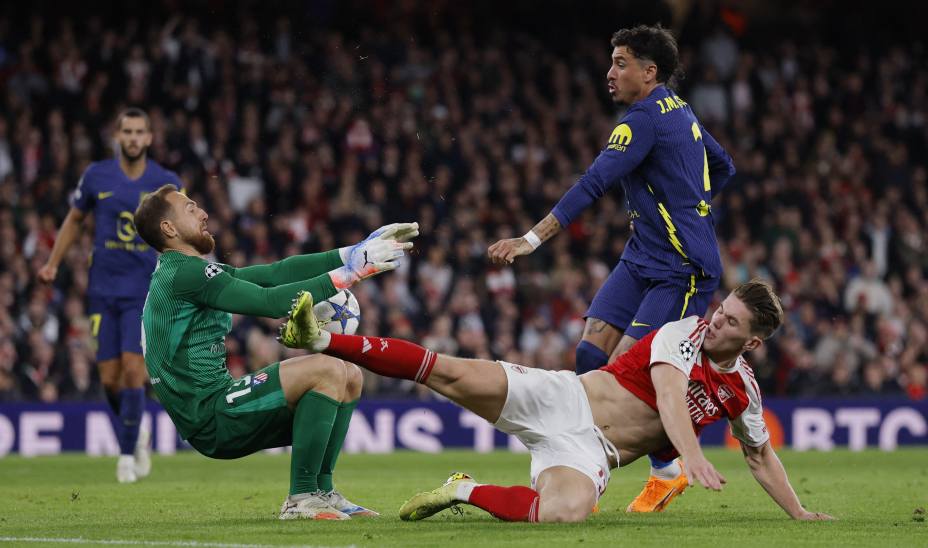 Нападающий «Арсенала» Виктор Дьокереш дважды забил голкиперу «Атлетико» Облаку. Фото: Global Look Press