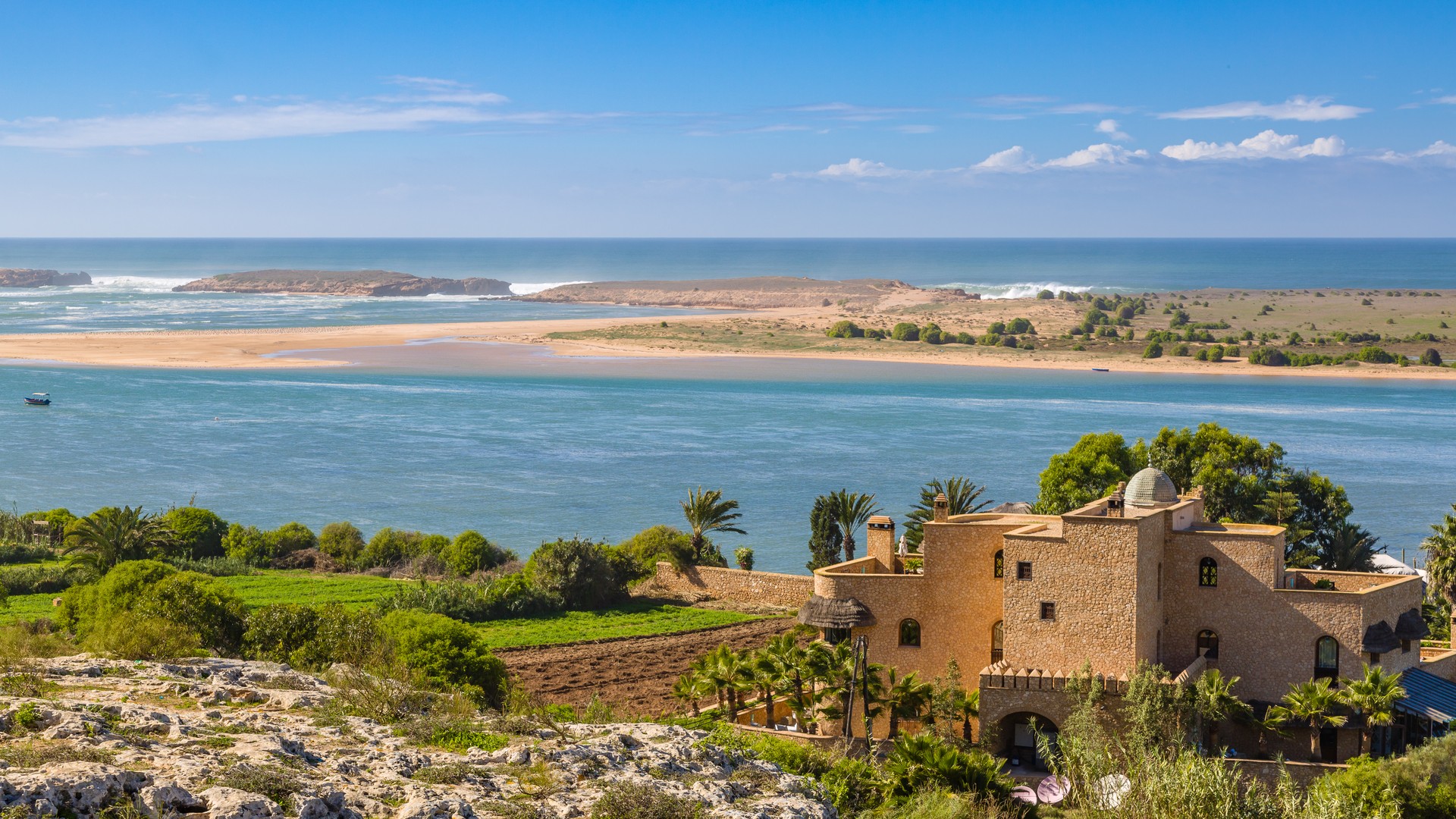 Лагуна Уалидия на атлантическом побережье недалеко от Сафи.